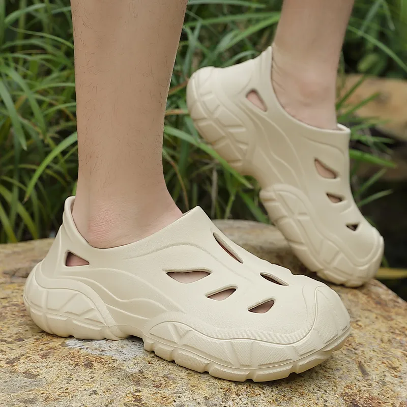 Bull charm Clogs Men-2