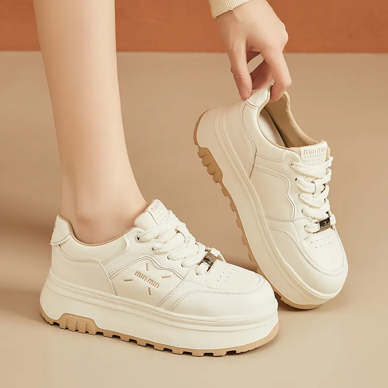 Bull Charm Low Top Casual Shoes Women's-10