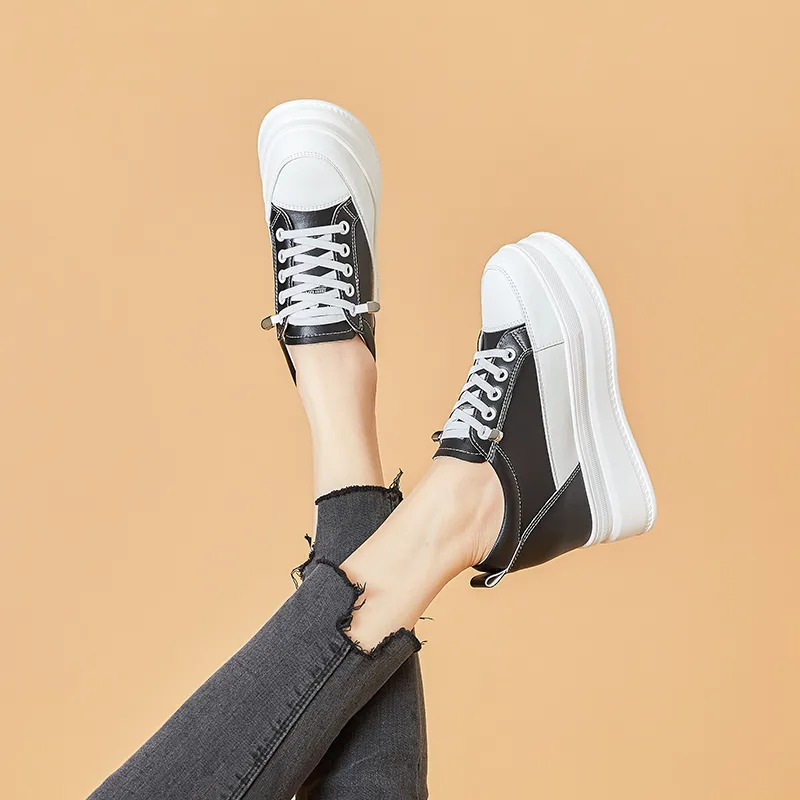 Bull Charm Low-Top Skateboard Shoes Women's-3