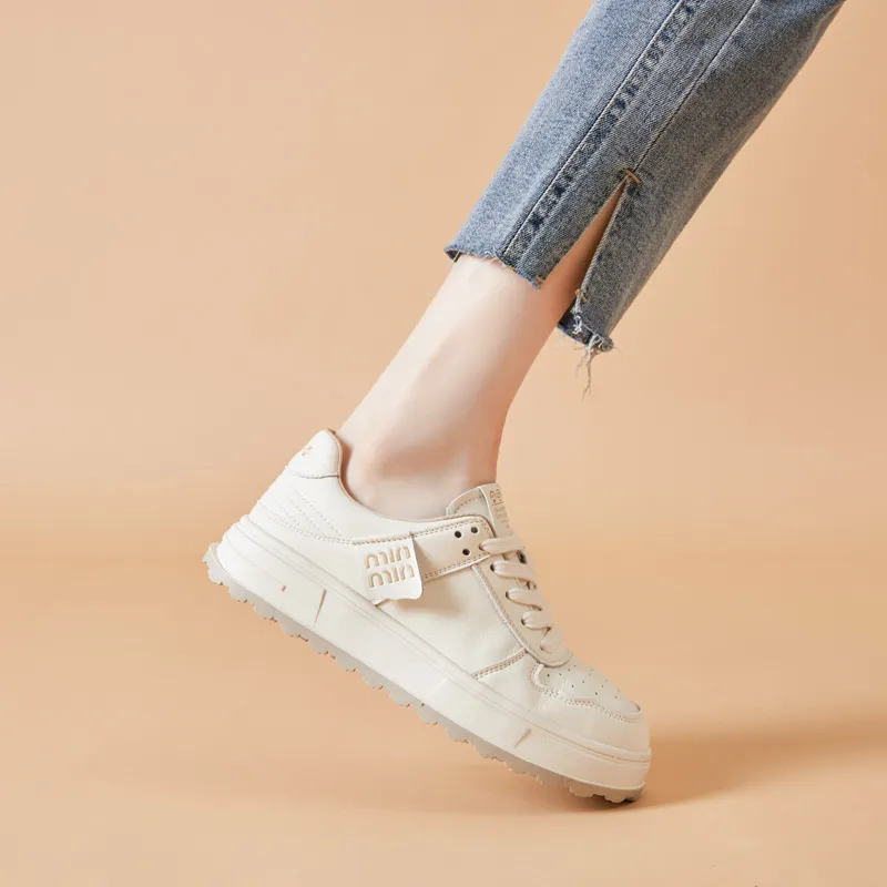 Bull Charm Abrasion Resistant Low Top Casual Shoes Women's-3