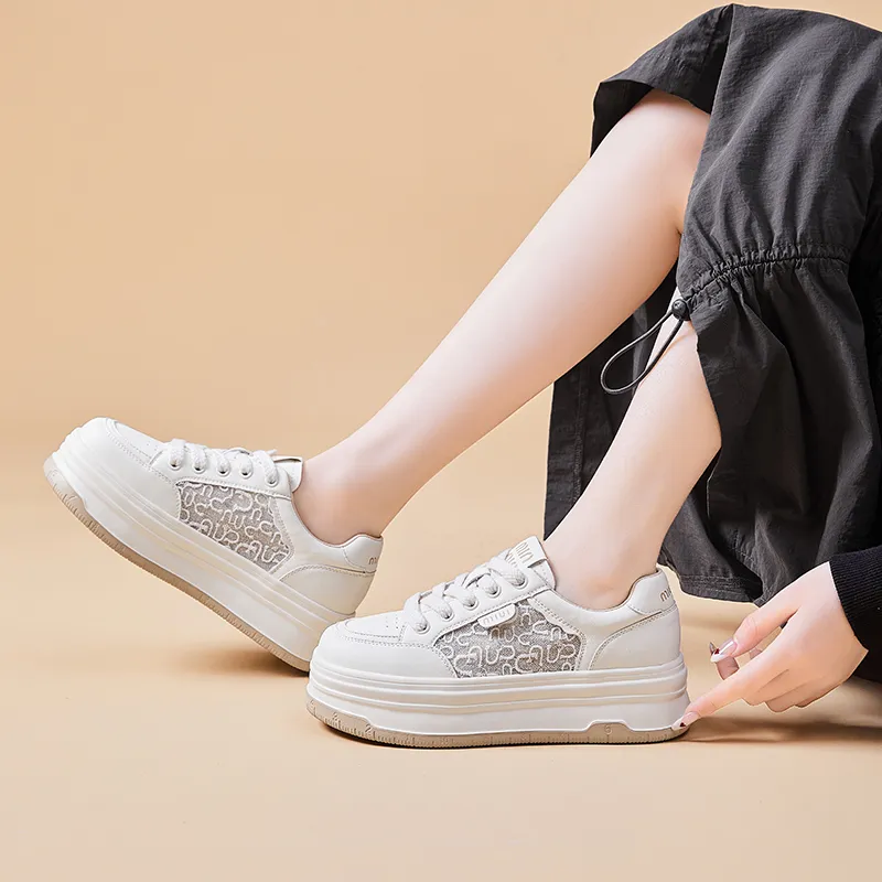 Bull Charm Low Top Skateboard Shoes Women's-2