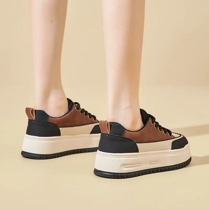Bull Charm Abrasion-Resistant Slip-Resistant Low-Top Skateboard Shoes Women's-11
