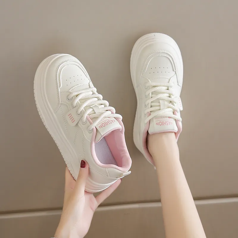 Bull Charm Low Top Skateboard Shoes Women's-2