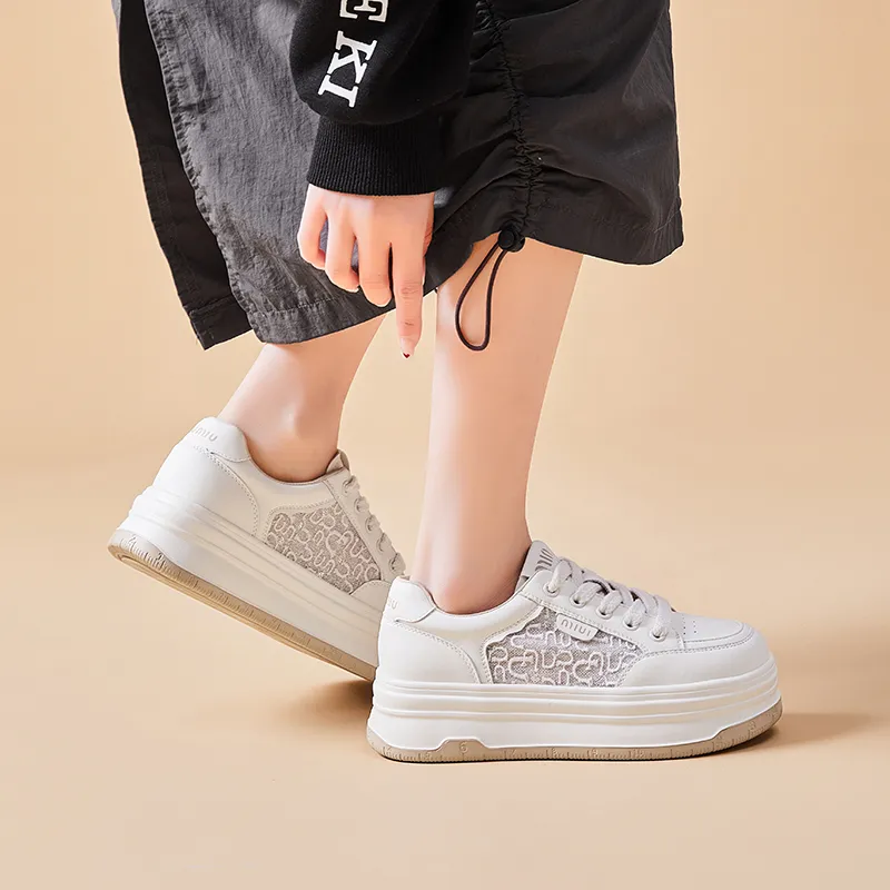 Bull Charm Low Top Skateboard Shoes Women's-3