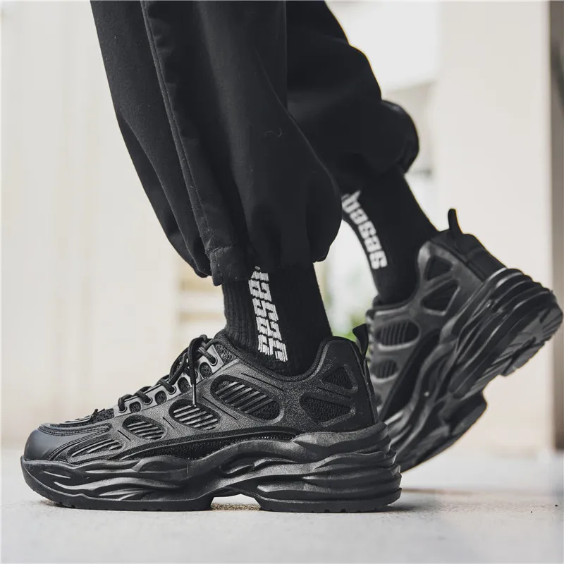 Bull Charm Low Top Chunky Sneakers Men's Black-2