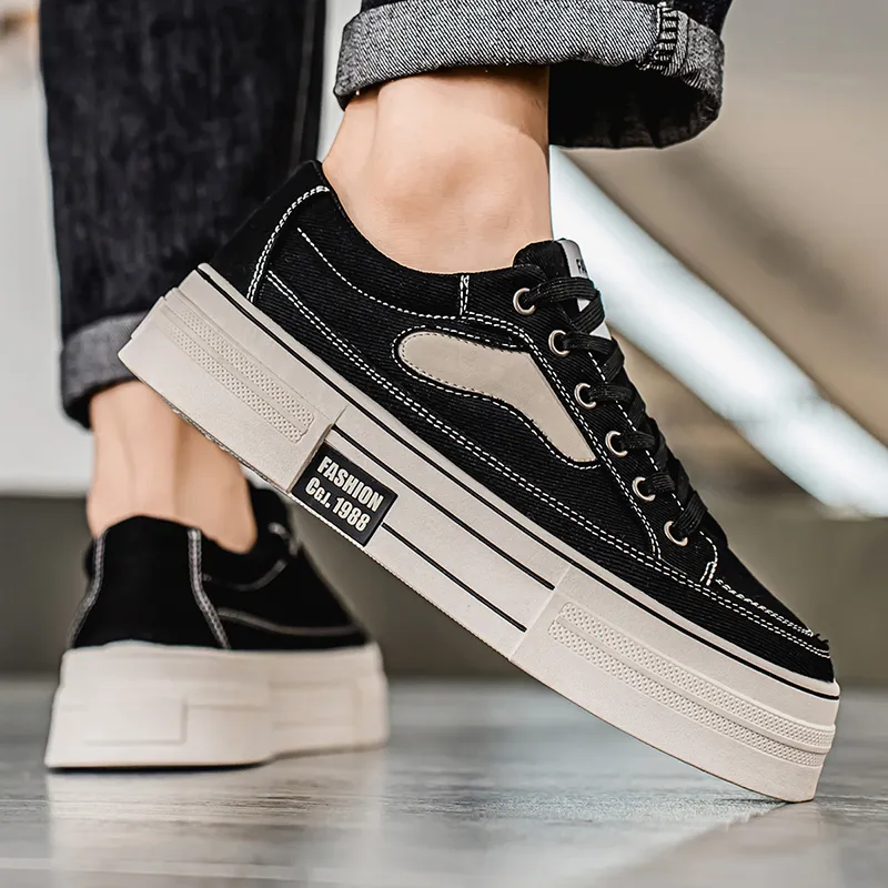 Bull Charm Abrasion-Resistant Low-Top Skateboard Shoes Men's-13