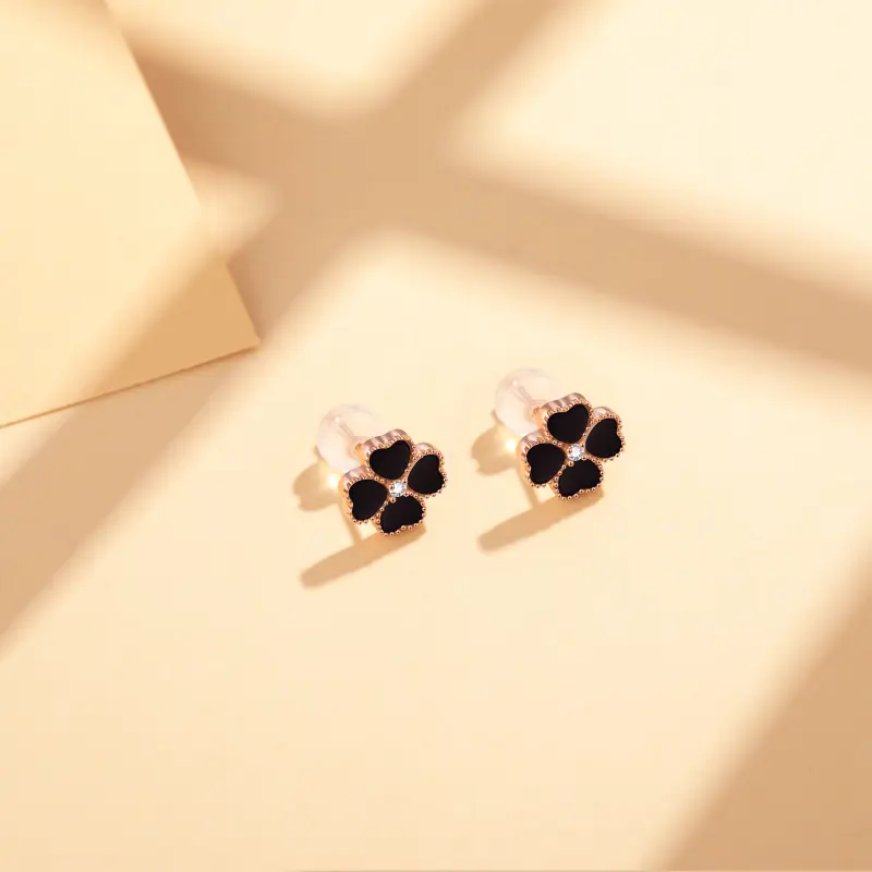 Heart To Heart 18K Gold Stud Earrings Women's-2