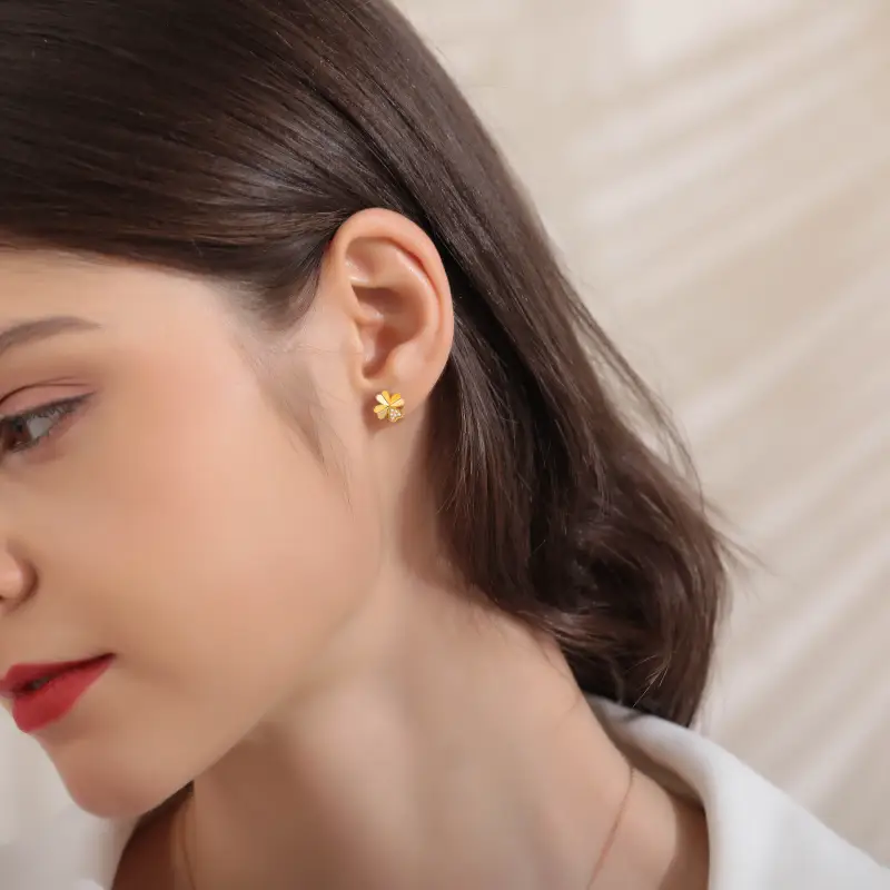 Heart To Heart 18K Gold Stud Earrings Women's-2