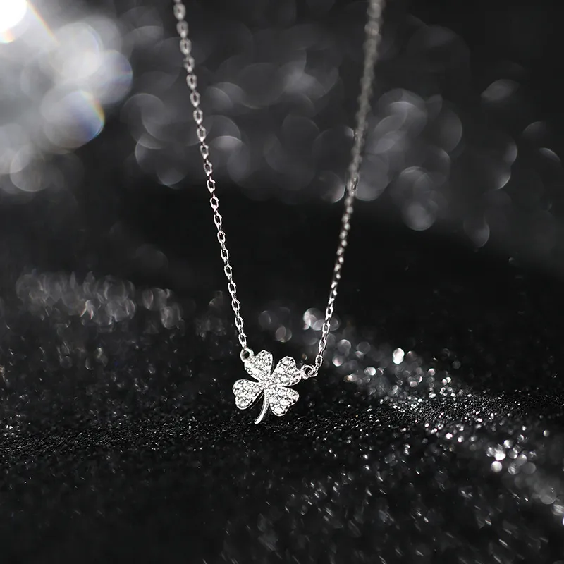 CHUVORA Luxury Style Versatile Necklace Advanced Lightweight Minimalist Lucky Leaf Collarbone Chain Women's-2