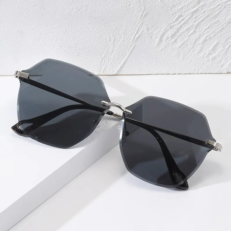 Anxious Alloy PC Irregular Shape Sunglasses Unisex-2