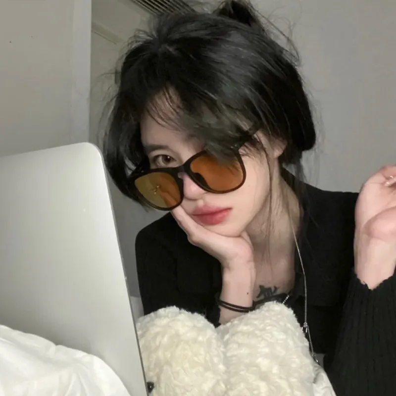 Anxious PC Butterfly Sunglasses Unisex-4