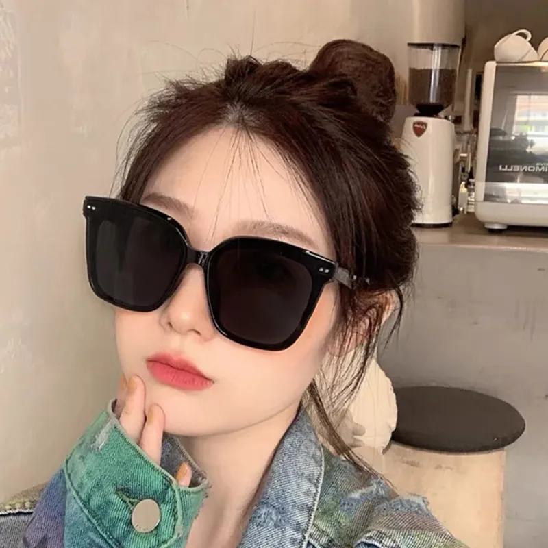 Anxious PC Square Sunglasses Unisex-5