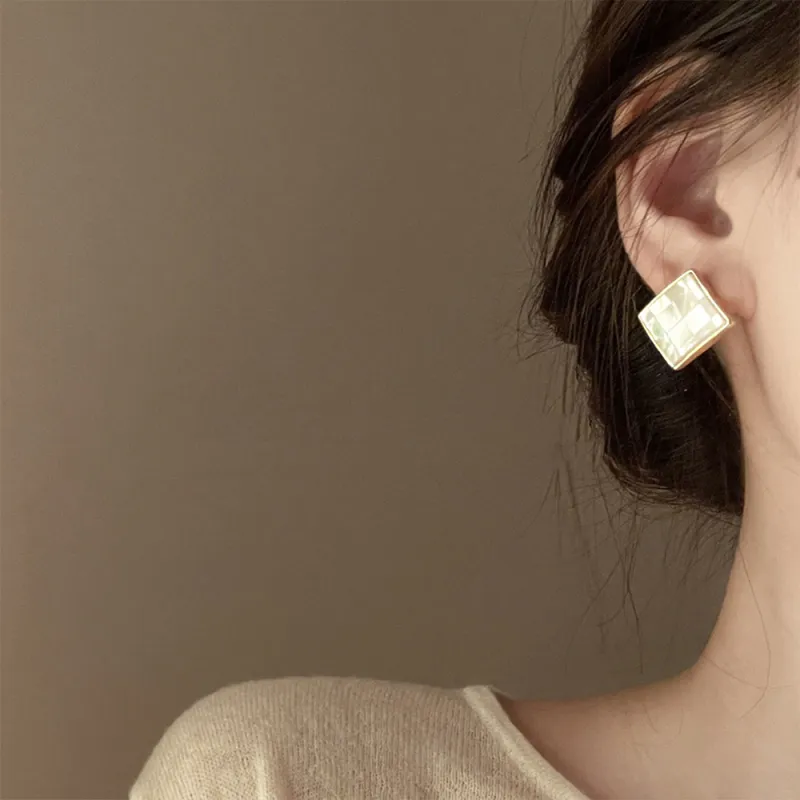 Anxious Mother Of Pearl Stud Earrings Women's-1