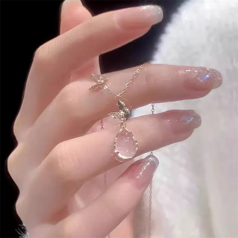 Anxious Zircon Necklaces Unisex-1