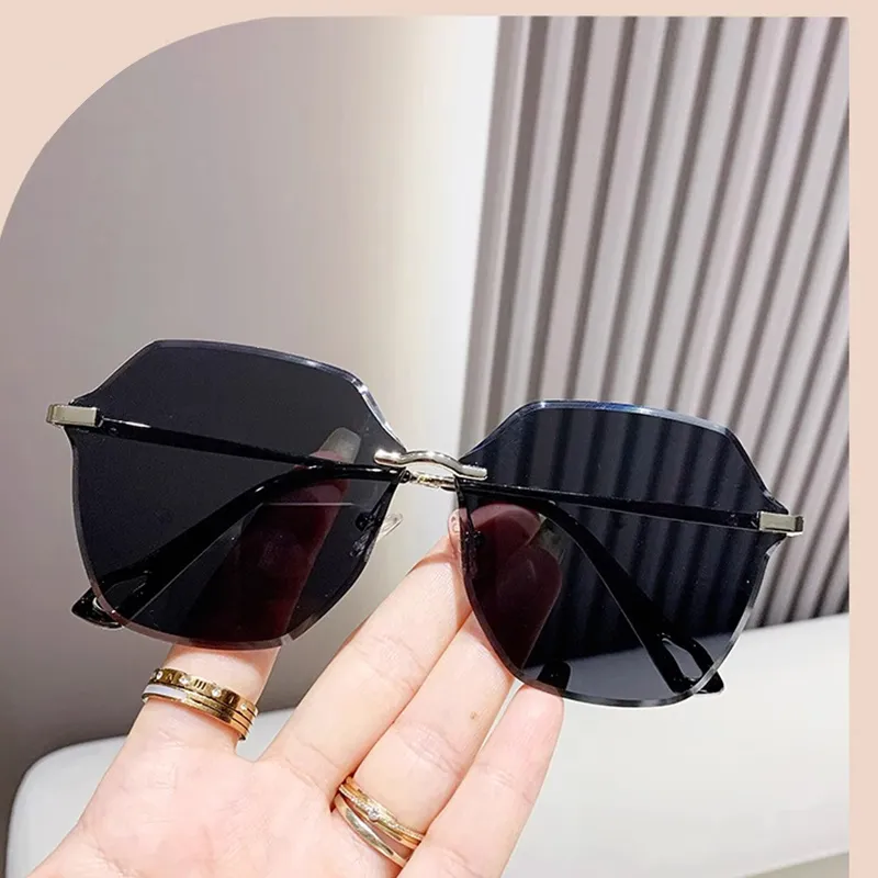 Anxious Alloy PC Irregular Shape Sunglasses Unisex-4