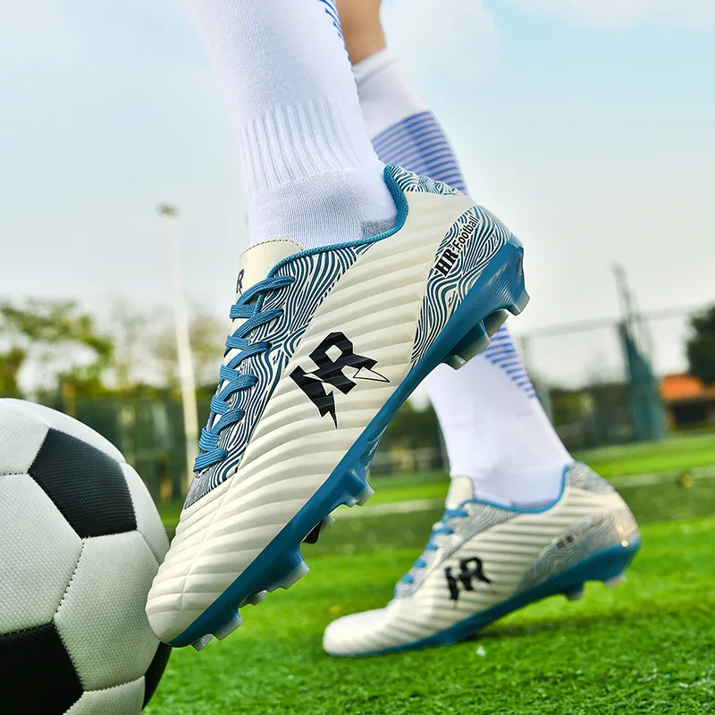 VAKY Soccer Shoes Unisex Low Top-3