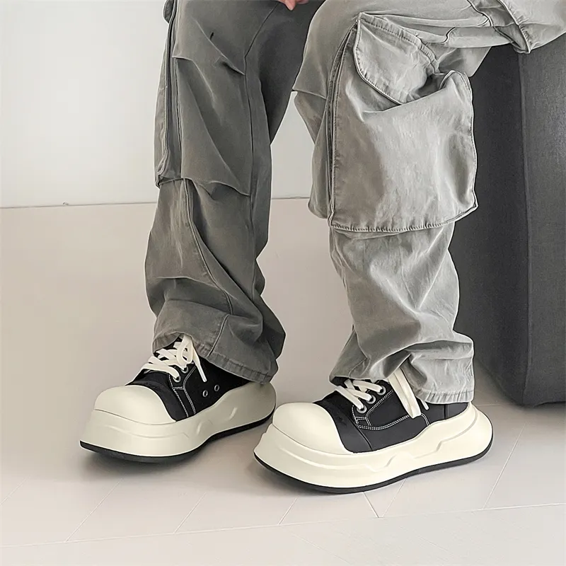 VAKY Cushioned Wear Resistant Height Increasing Low Top Skateboard Shoes Unisex Black-3