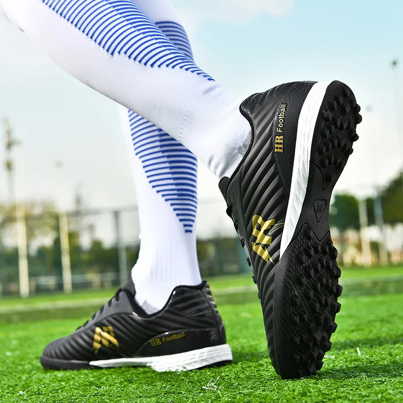VAKY Soccer Shoes Unisex Low Top-19
