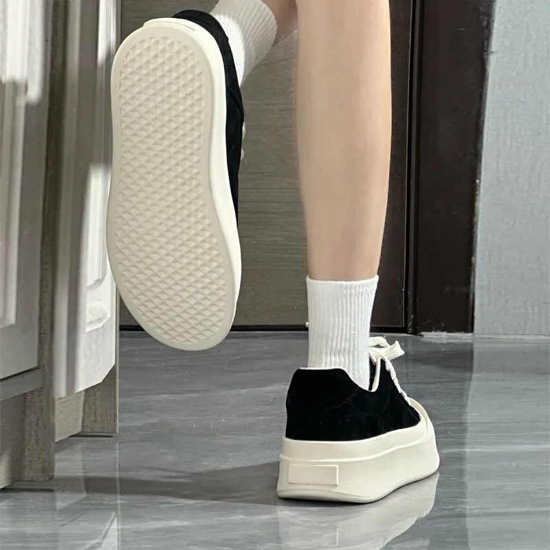 MILLIE'S Low Top Skateboard Shoes Unisex Black White Box Included-4