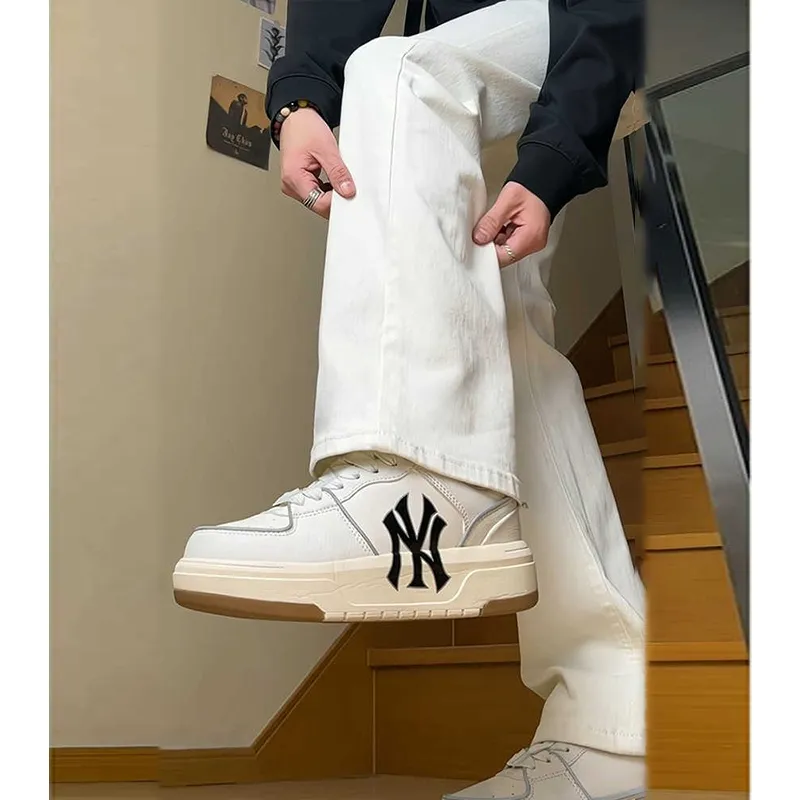 FONDLOOK Jeans Unisex-11