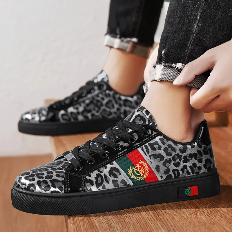 BOLE Low Top Skateboard Shoes Men's-12