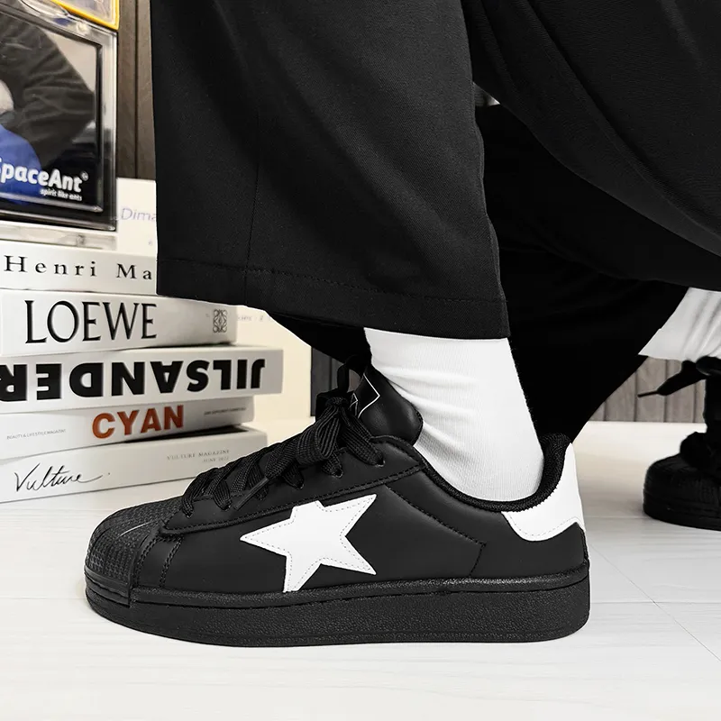 HERR TIGER Low-Top Skateboard Shoes Unisex-1