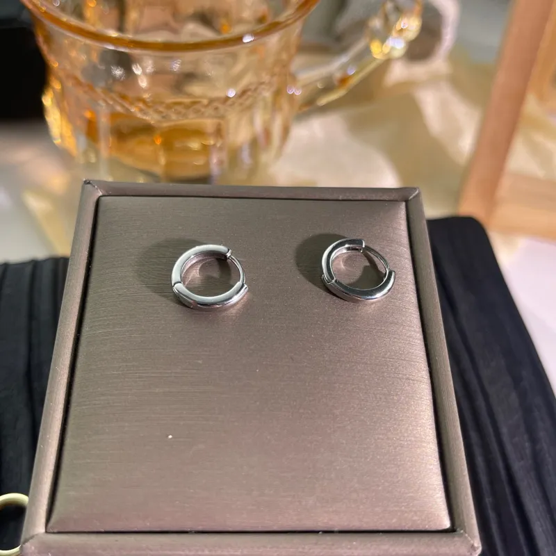 OUBI.YABI Copper Is White K Plated Earrings Women's-1