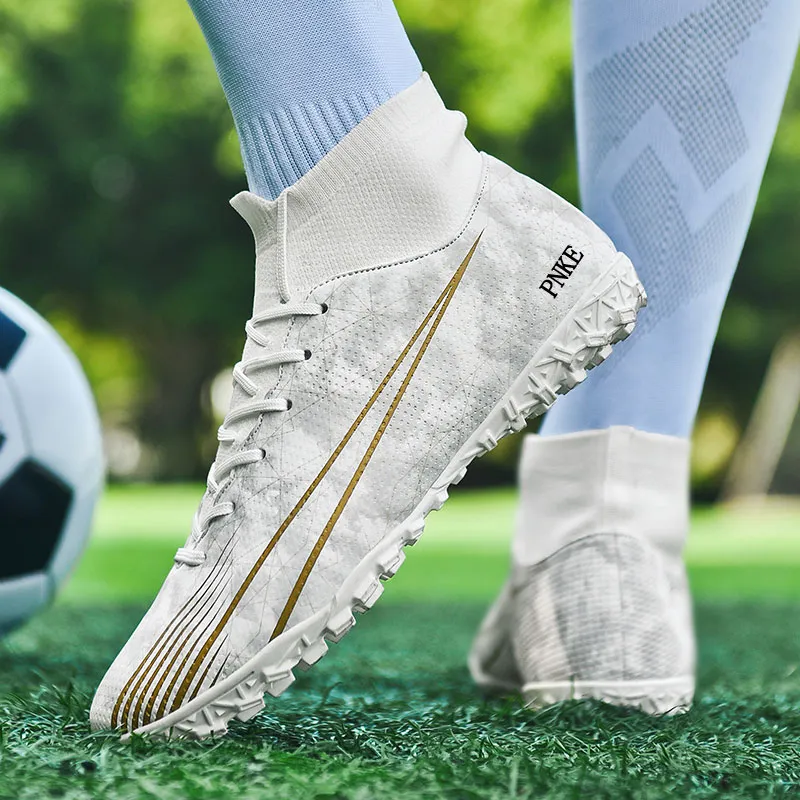 PNKE Anti-Slip And Wear-Resistant Coverage Soccer Shoes Unisex White-3