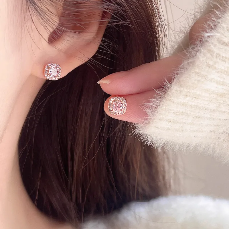 WAW Gold-Plated Copper Stud Earrings Women's-1