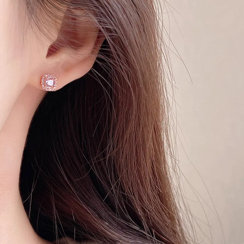 WAW Gold-Plated Copper Stud Earrings Women's-2