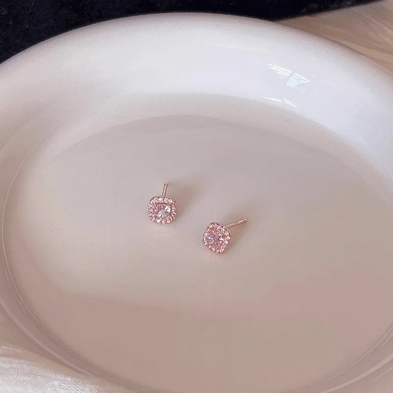 WAW Gold-Plated Copper Stud Earrings Women's-4
