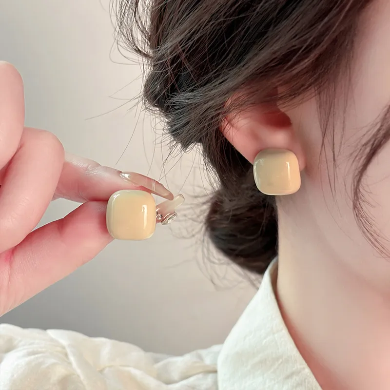 WAW Earrings Women's-1
