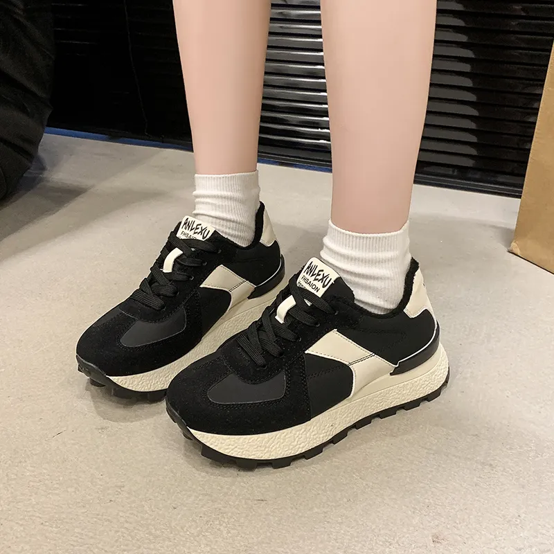 Nrillo Low Top Casual Shoes Women's-3