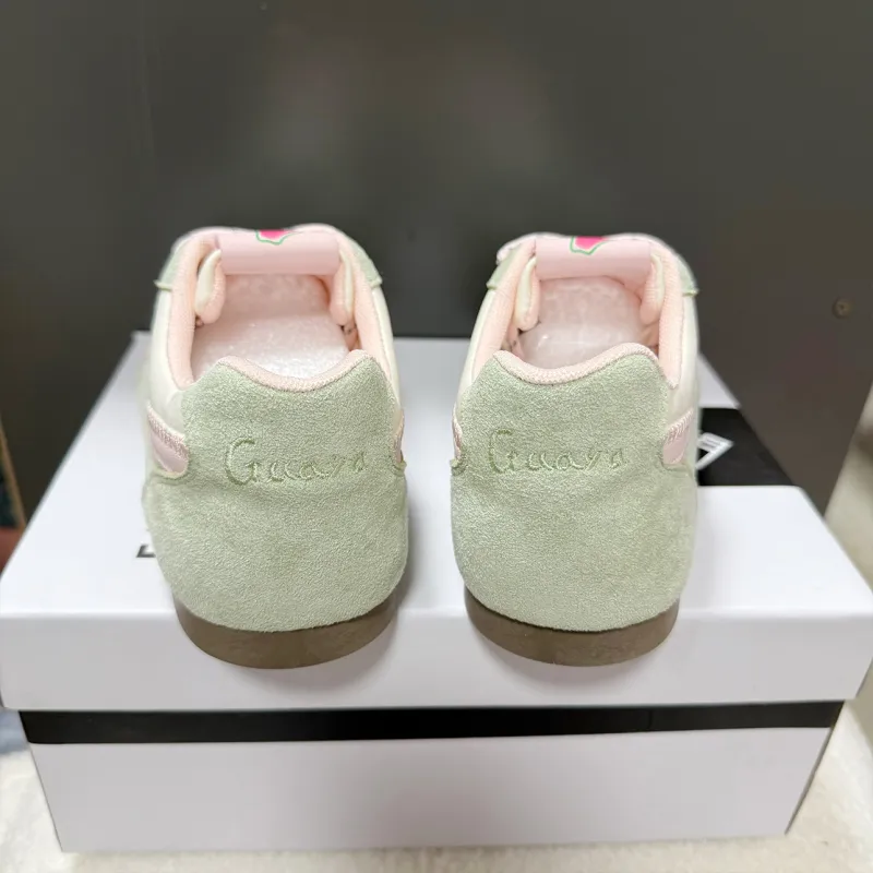Nrillo Low Top Casual Shoes Women's-7