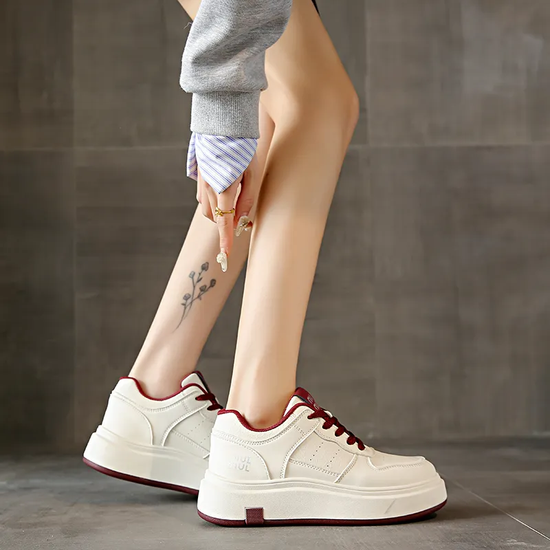Nrillo Slip Resistant Cushioning Wear Resistant Balance Low Top Skateboard Shoes Women's-8