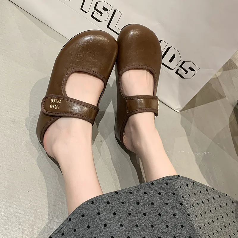 Nrillo Closed Toe Slippers Women's-8