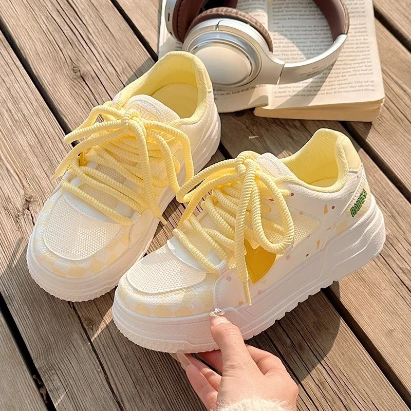 Nrillo Skateboard Shoes Women's Low Top Yellow-2