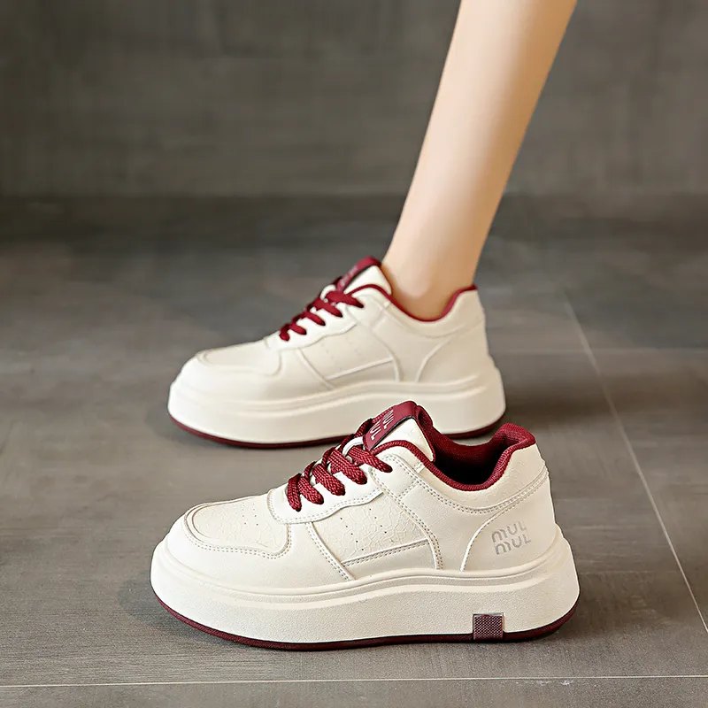 Nrillo Slip Resistant Cushioning Wear Resistant Balance Low Top Skateboard Shoes Women's-6