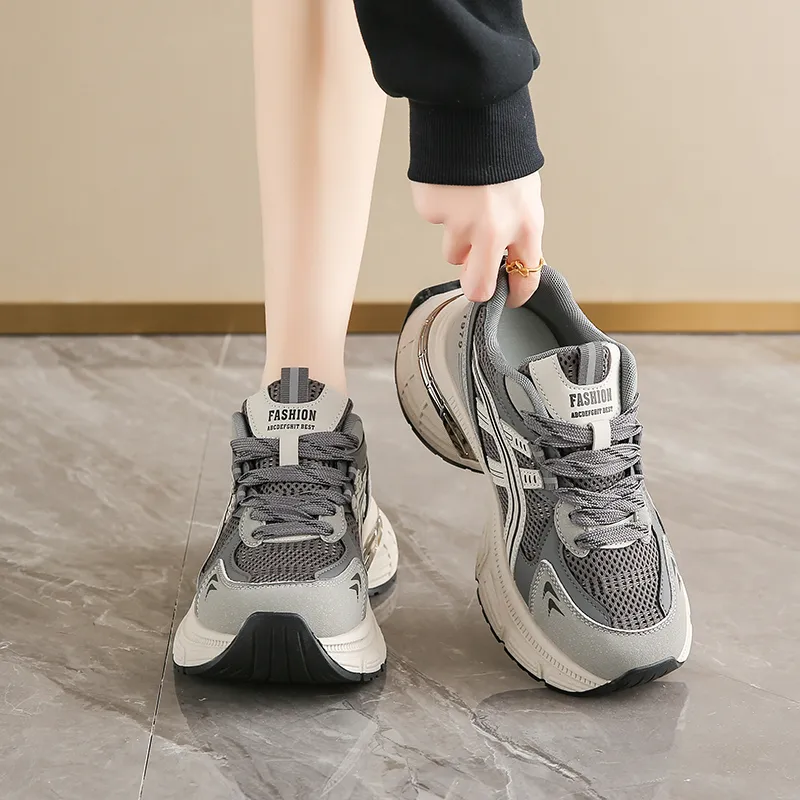 Nrillo Low Top Chunky Sneakers Women's-2