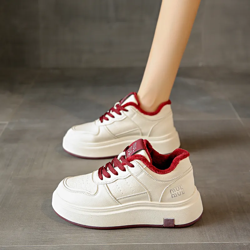 Nrillo Slip Resistant Cushioning Wear Resistant Balance Low Top Skateboard Shoes Women's-17
