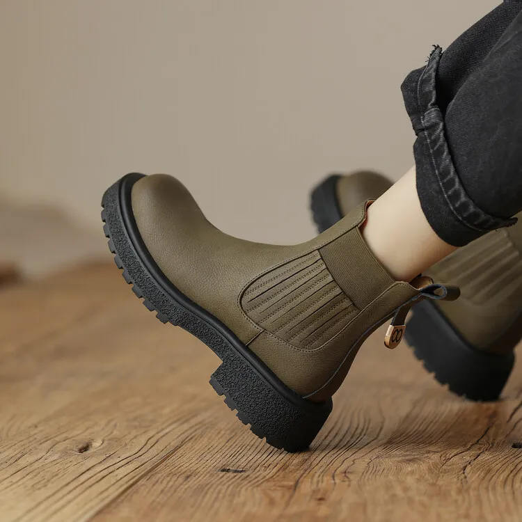 BalletCat Short Chelsea Boots Women's-11