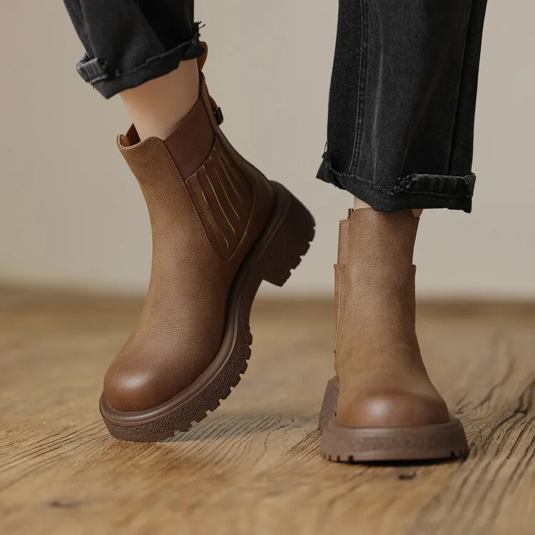 BalletCat Short Chelsea Boots Women's-13