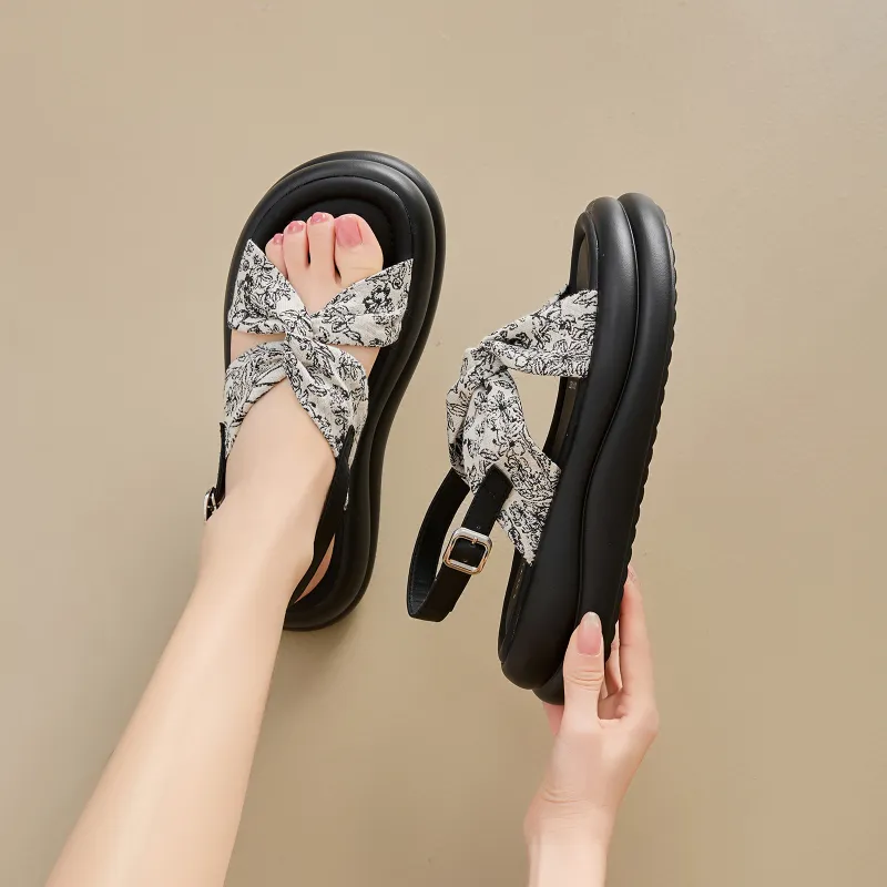 EXULL Q One Strap Sandals Women's Black-7