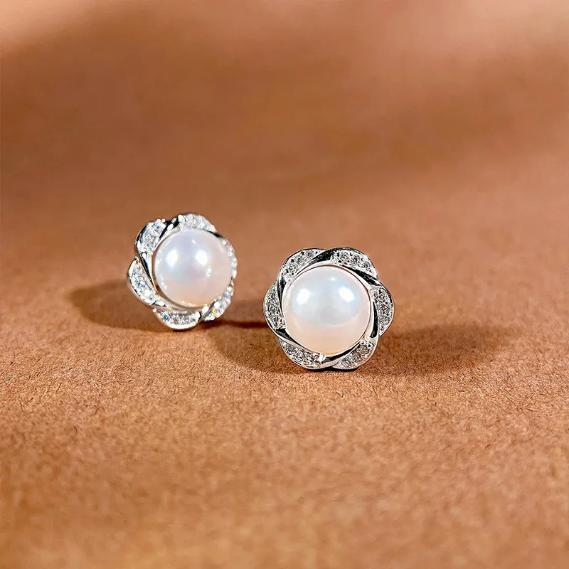Shang Qianyi Pearl Stud Earrings Women's-1