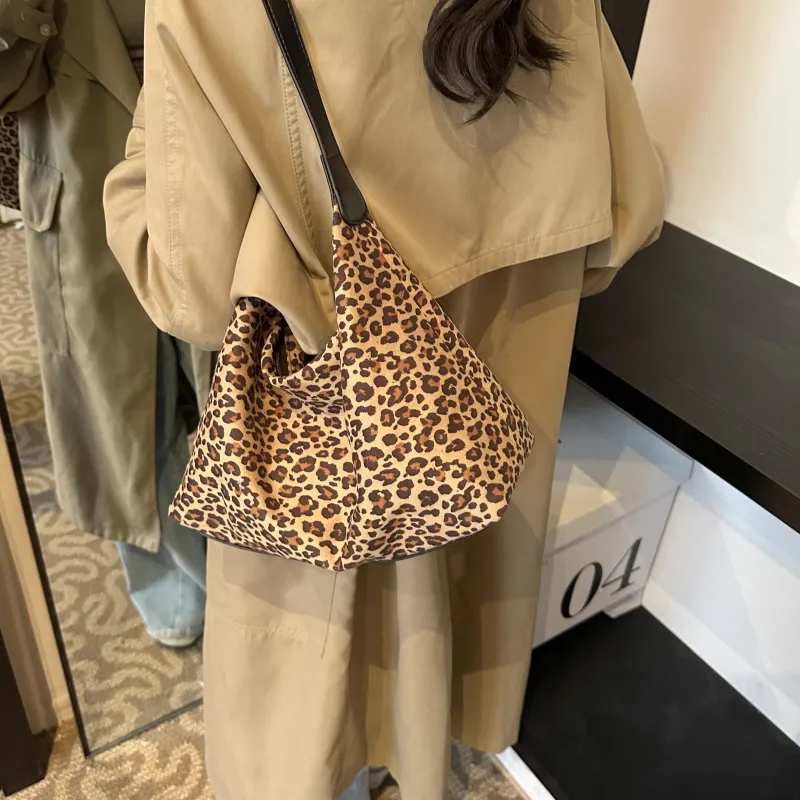 REDOO PU Shoulder Bag Regular Women's Leopard Print/Black/Coffee/Brown-1