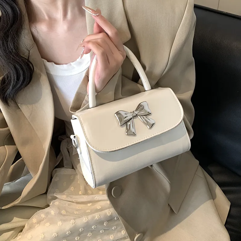 REDOO PU Shoulder Bag Crossbody Bag Handbags Regular Women's White/Silver/Black/Pink-1