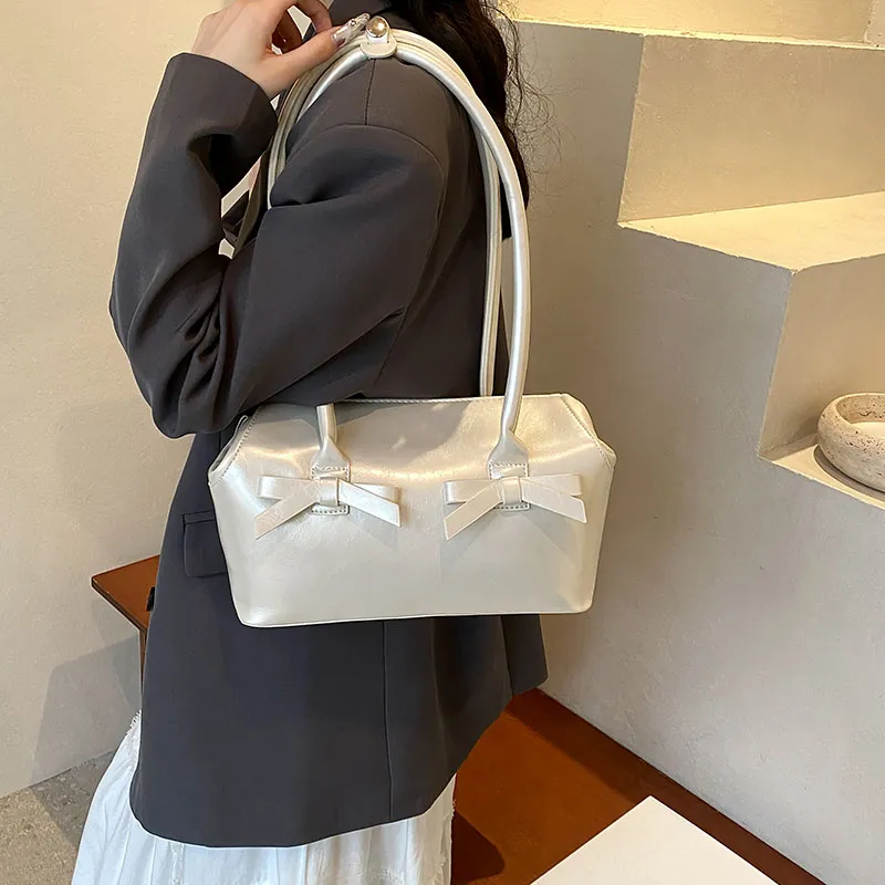 REDOO PU Shoulder Bag Women's Pearl White/Black/Silver/Red-1