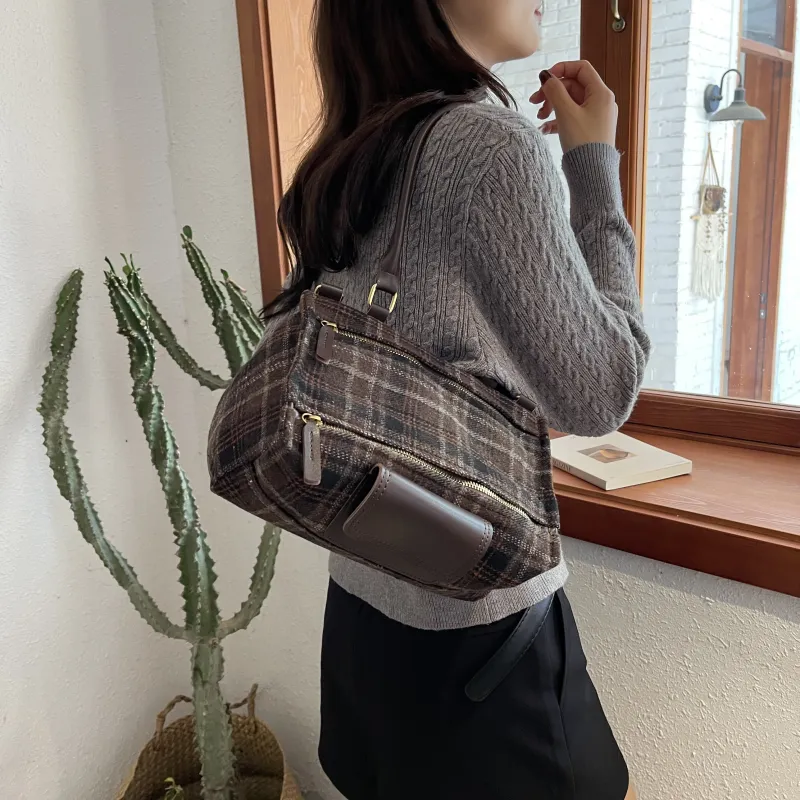 REDOO Woolen Crossbody Bag, Handbag Regular Women's Black/Coffee/Brown-12