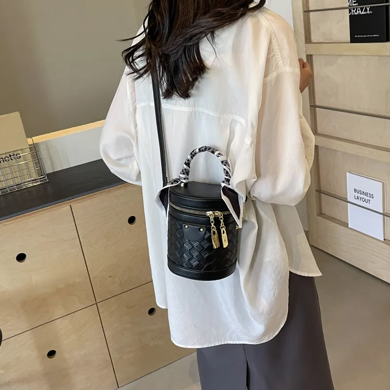 REDOO PU One Shoulder Handbags Regular Women's White/Black/Blue/Pink-10