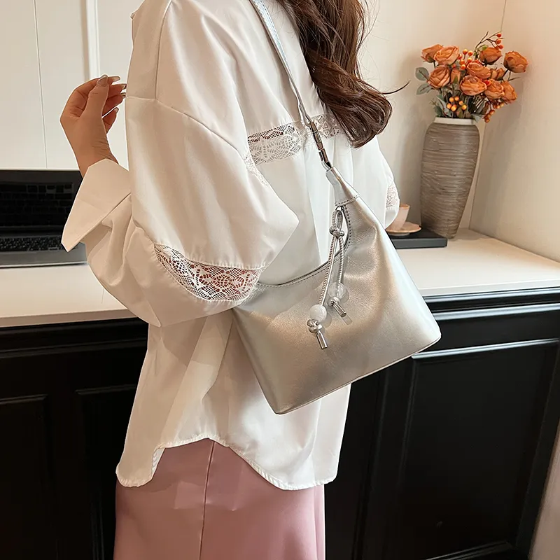 REDOO PU Shoulder Bag Women's Silver/Pearl Pink/Pearl White/Blue/Black-1